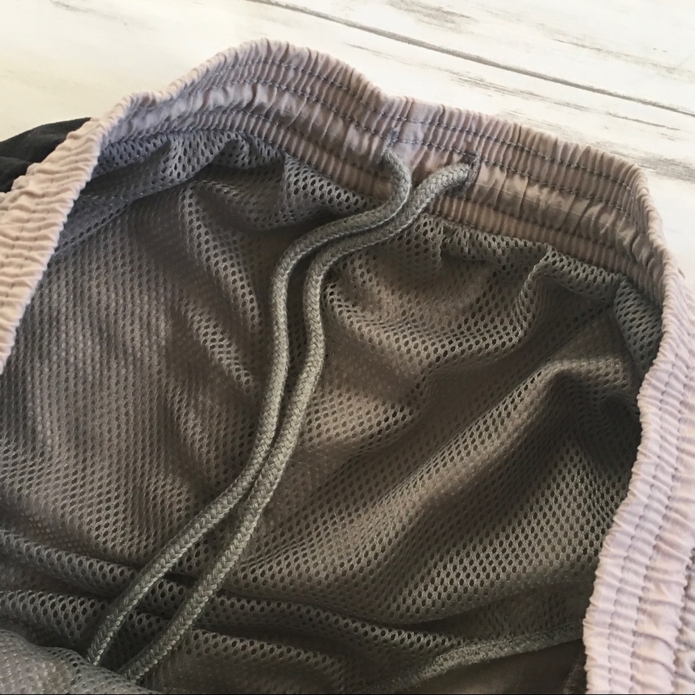 Adidas swim trunks, men’s large - Picture 7 of 7